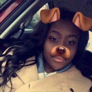 Meet your Posher, Mikayla